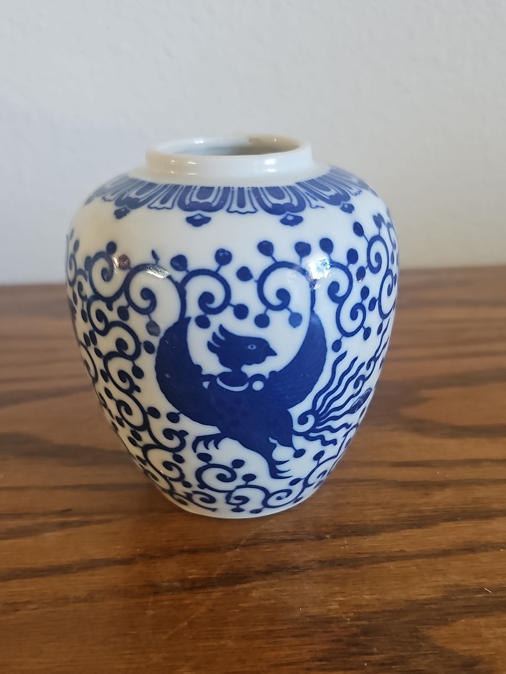 Vintage Porcelain Ginger Jar/Vase with Phoenix Design Tote 7